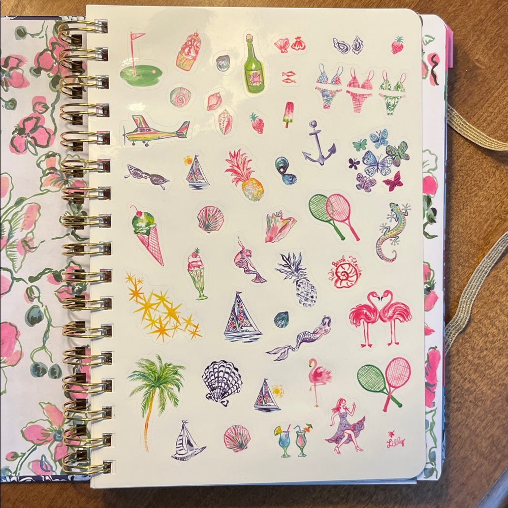 Lilly Pulitzer Blue Nautical Planner 2025-2026 - Picture 5 of 7
